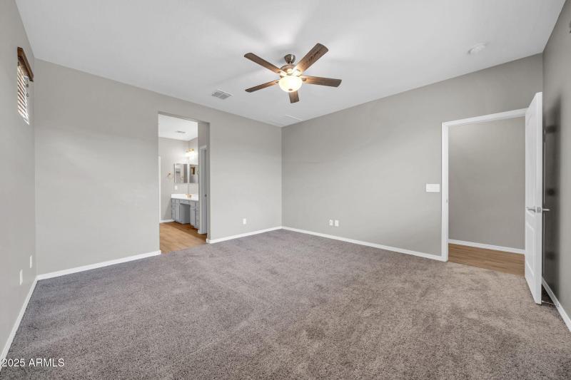 29994 N 115th Dr-16