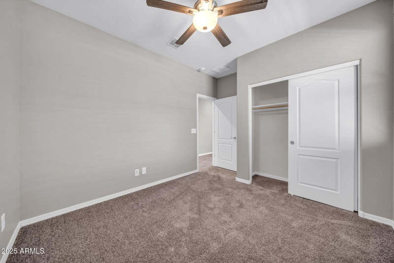 29994 N 115th Dr-21