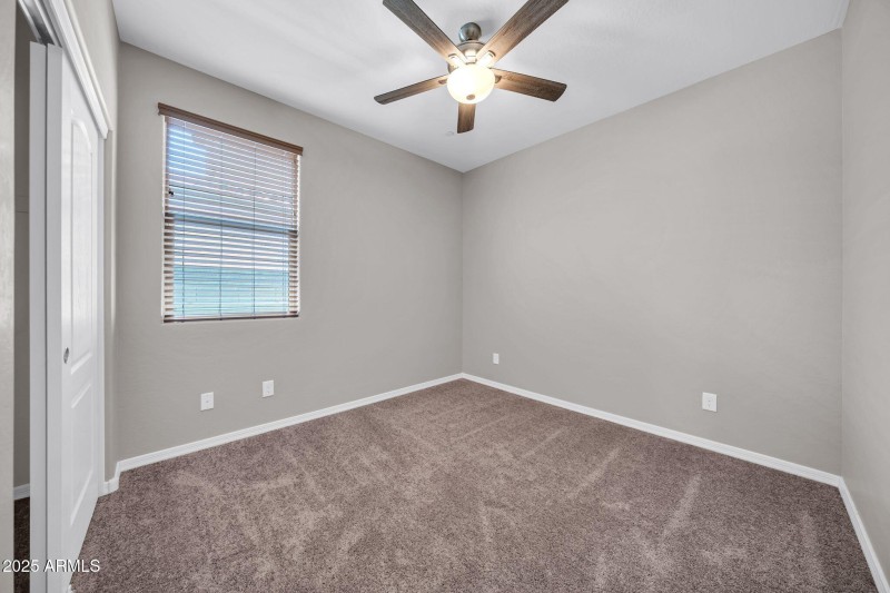 29994 N 115th Dr-22