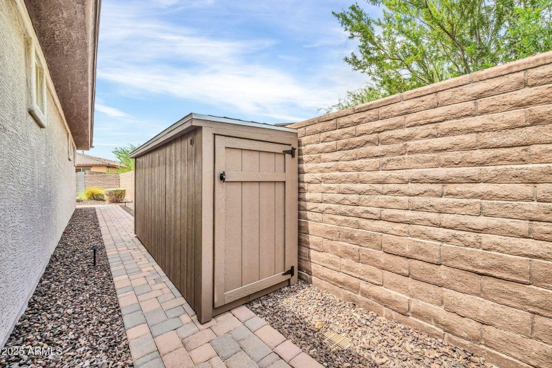 29994 N 115th Dr-26