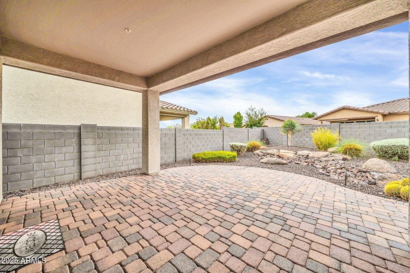 29994 N 115th Dr-32