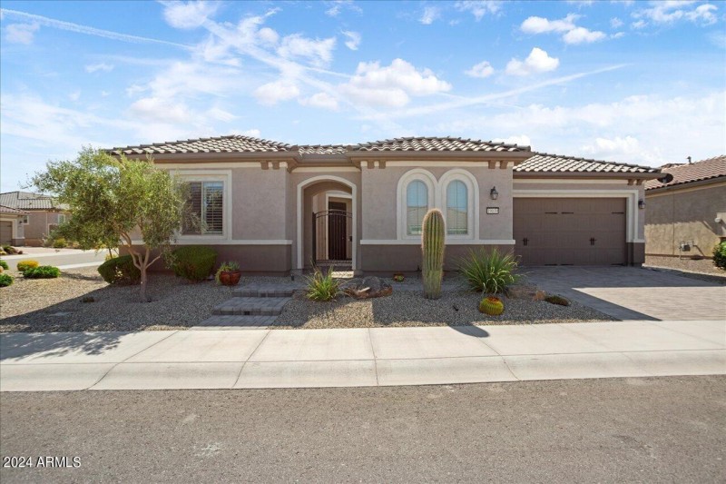 06-Front of Home