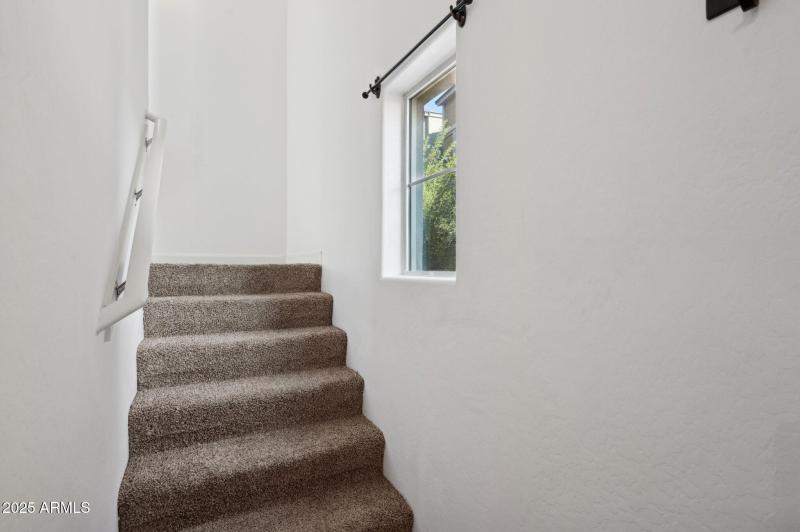 14-web-or-mls-240-w-juniper-ave-unit-115