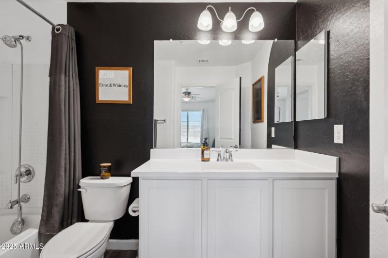 21-web-or-mls-240-w-juniper-ave-unit-115