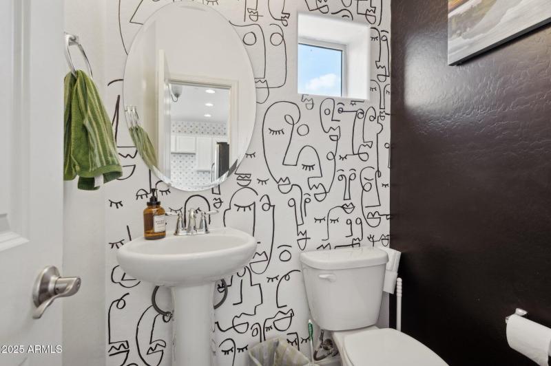 26-web-or-mls-240-w-juniper-ave-unit-115