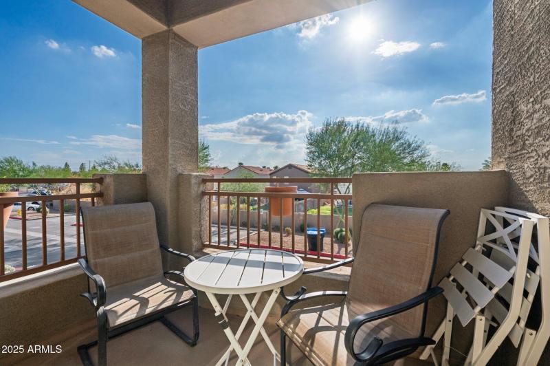 29-web-or-mls-240-w-juniper-ave-unit-115