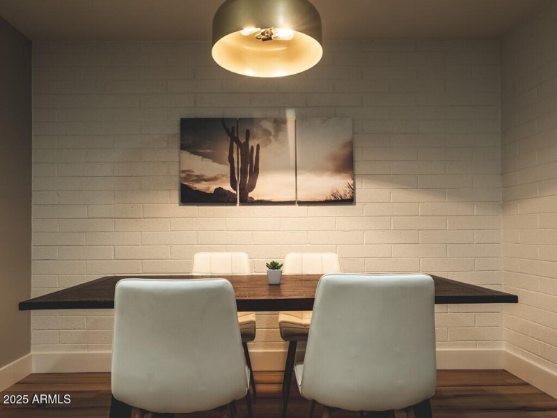 006_Dining Area