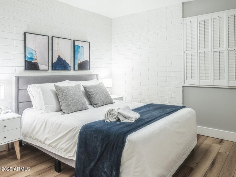 014_Guest Bedroom