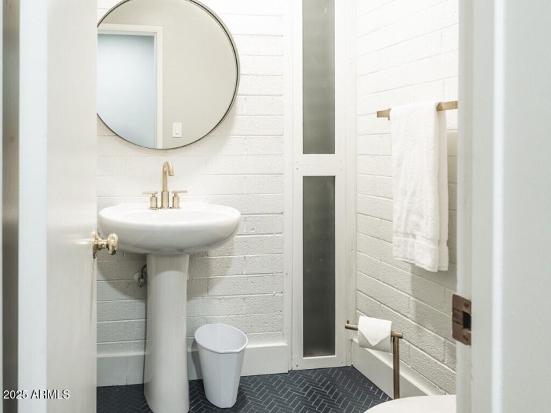 022_Powder Room