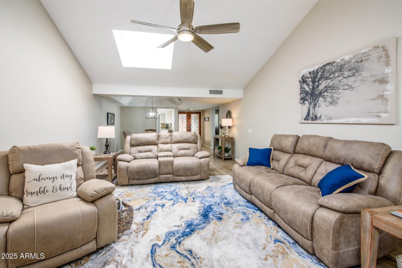 Family Rm with vaulted ceilings