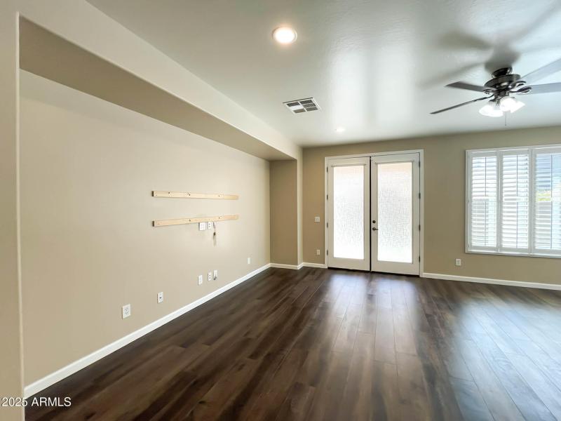 3829 E Morelos St-31