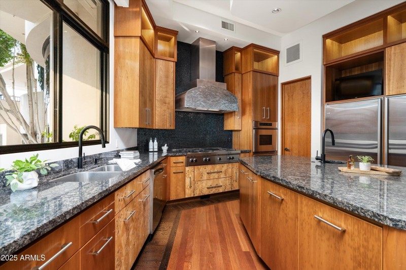 Island Kitchen