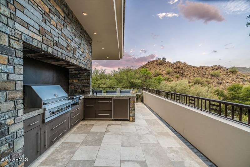 Upper Terrace - BBQ Area Day