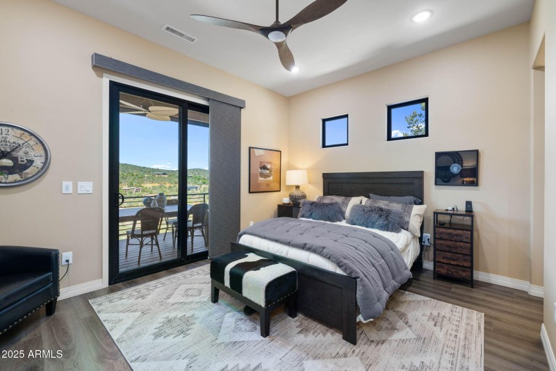 28-Bedroom 2 (1)