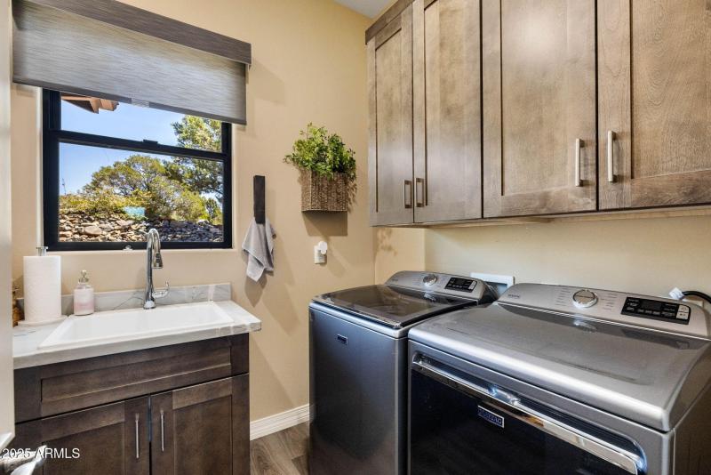 35-Laundry Room