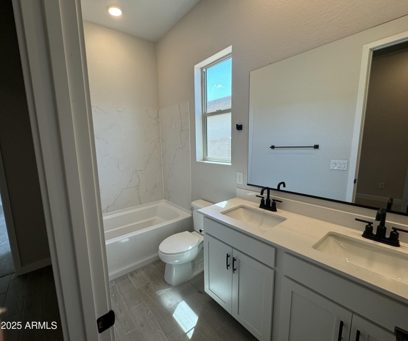 WP18 Lot 44 Bath2