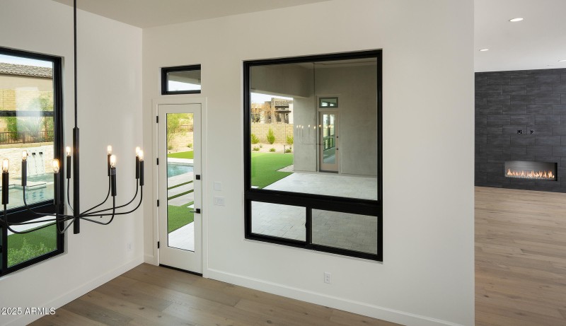 Huge Andersen "picture windows"