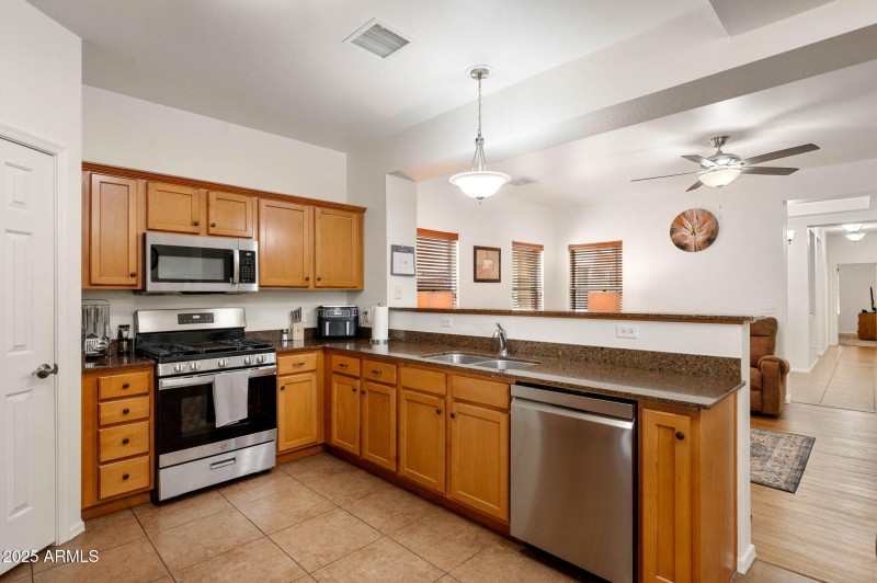 13-Kitchen