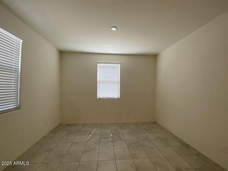 AC23FE93-498B-45AE-B285-0F2BF39D4939_1_1