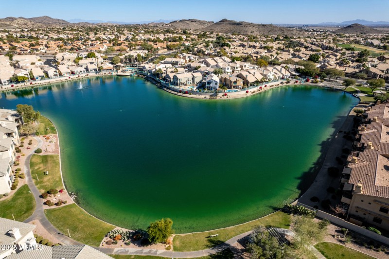 lake community