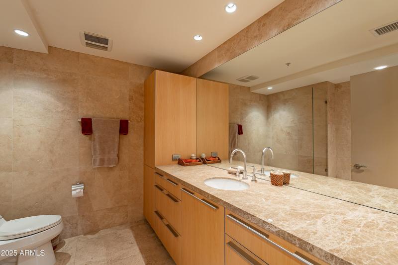 034_Guest Bathroom 2