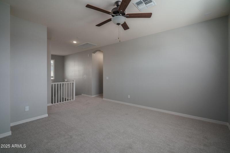 11) LOFT