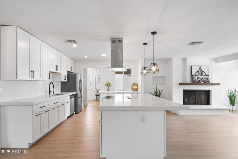 13-Kitchen