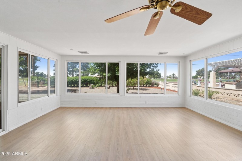 22-Sun Room