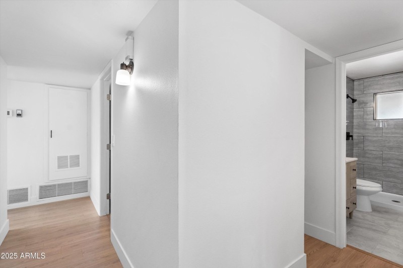 33-Hallway