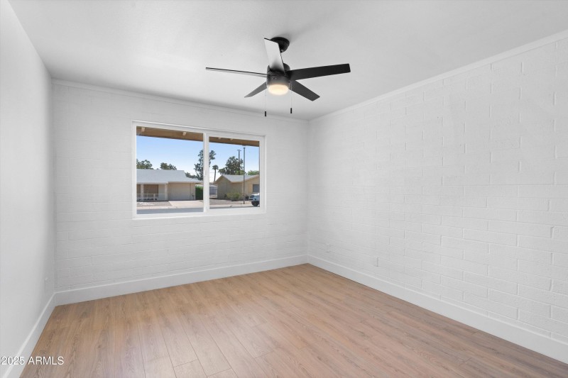 34-Bedroom 3