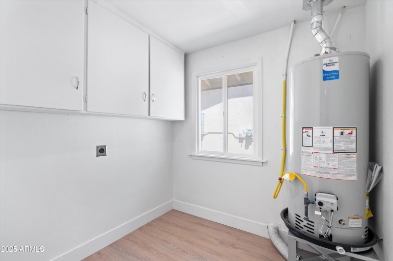 37-Laundry Room