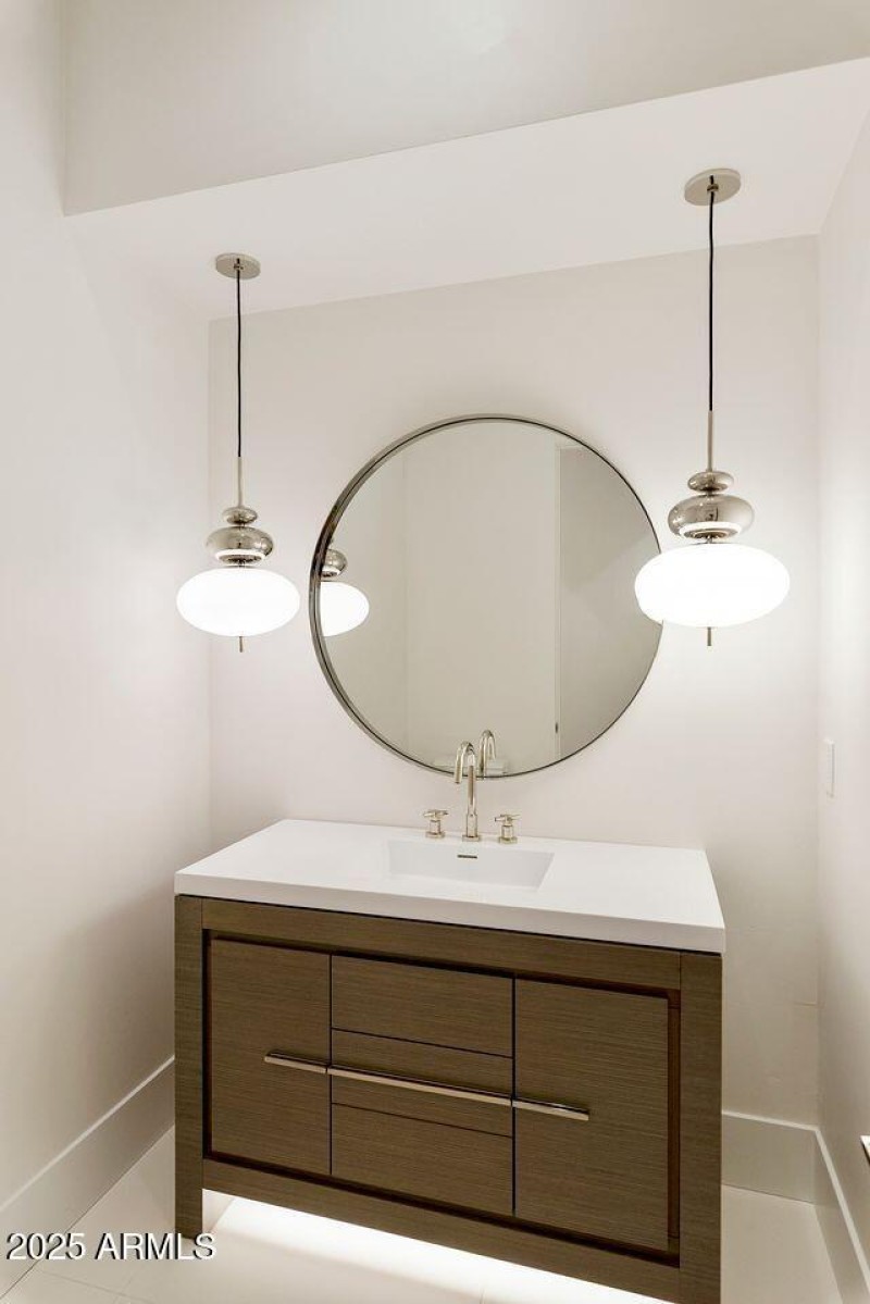 Stylish Powder Bath