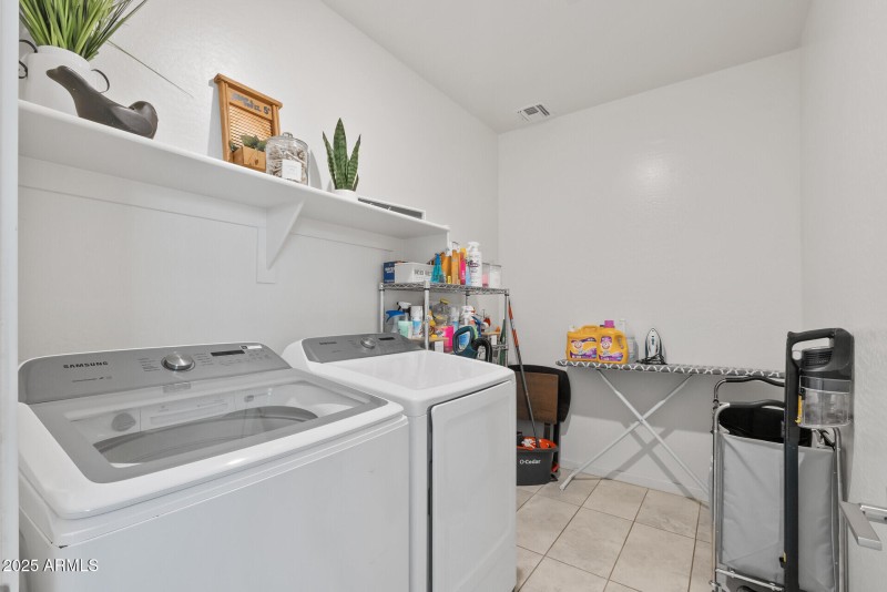 2292_236th40_mls