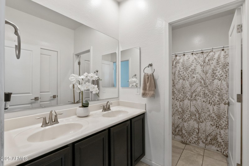 2292_236th38_mls