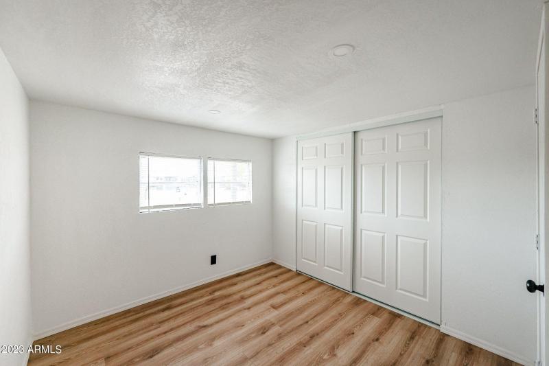 BEDROOM B