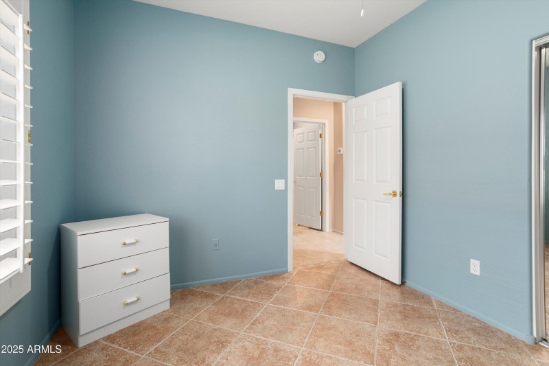 20-18522 N Borgata Dr