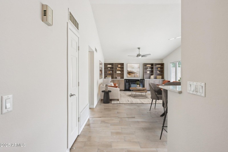 5-web-or-mls-E Cassia Way-S2608-005