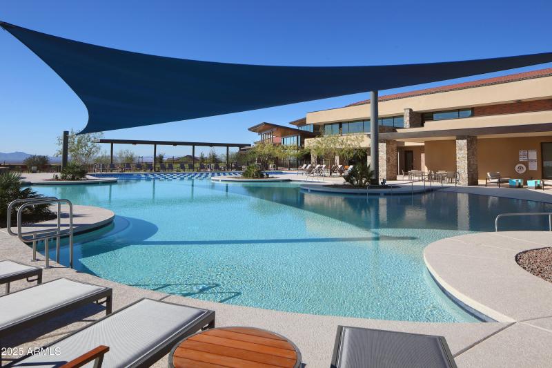 9.Saguaro Rec Center
