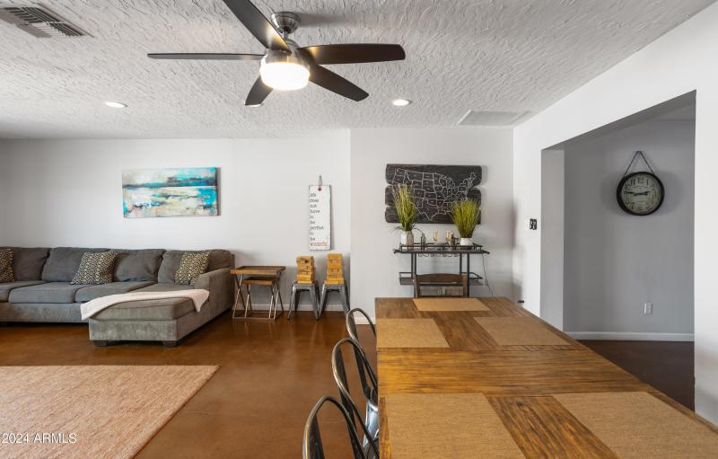 PropertyImageCo_7702EVerdeLn_WEB31