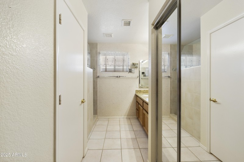 Primary Bath entry