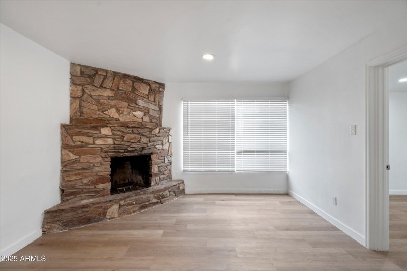 21-Living Room