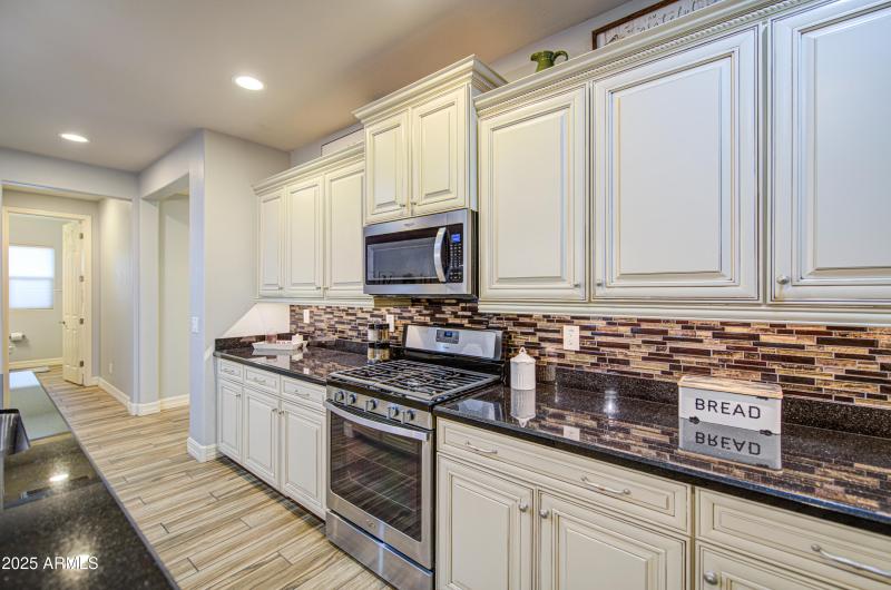 Kitchen 4