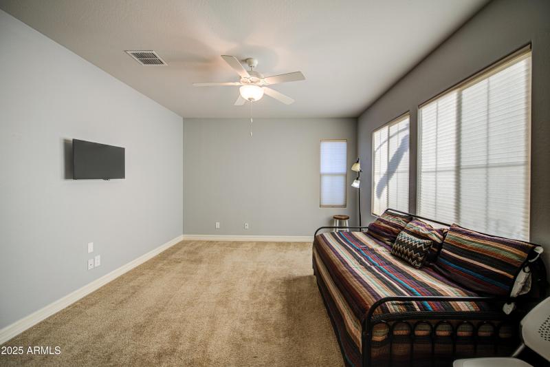 Den-pic 1