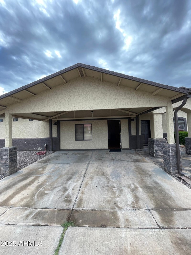 Carport