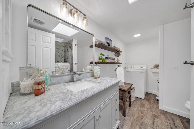 220 N Old Litchfield Rd 112-19