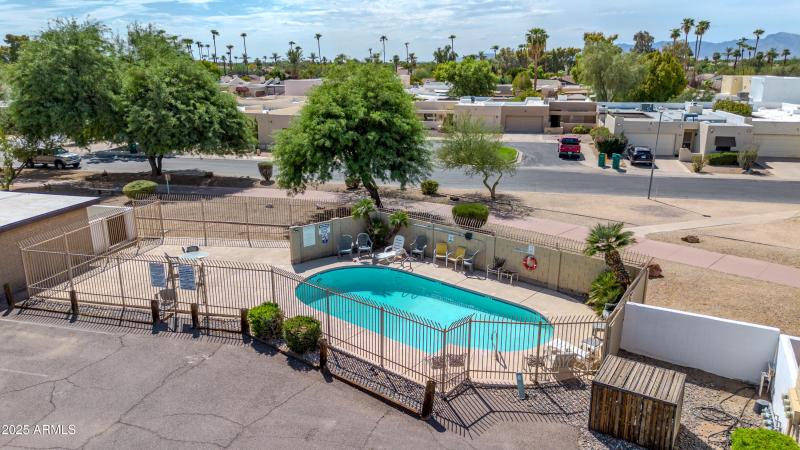 220 N Old Litchfield Rd Community-7