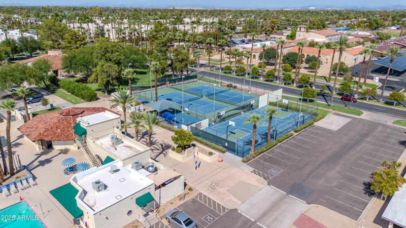 220 N Old Litchfield Rd Community-9