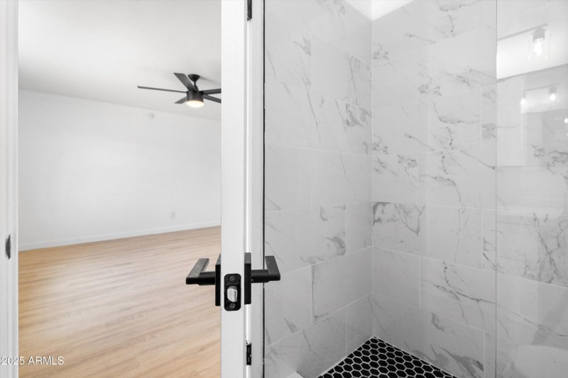 20-Primary Bathroom