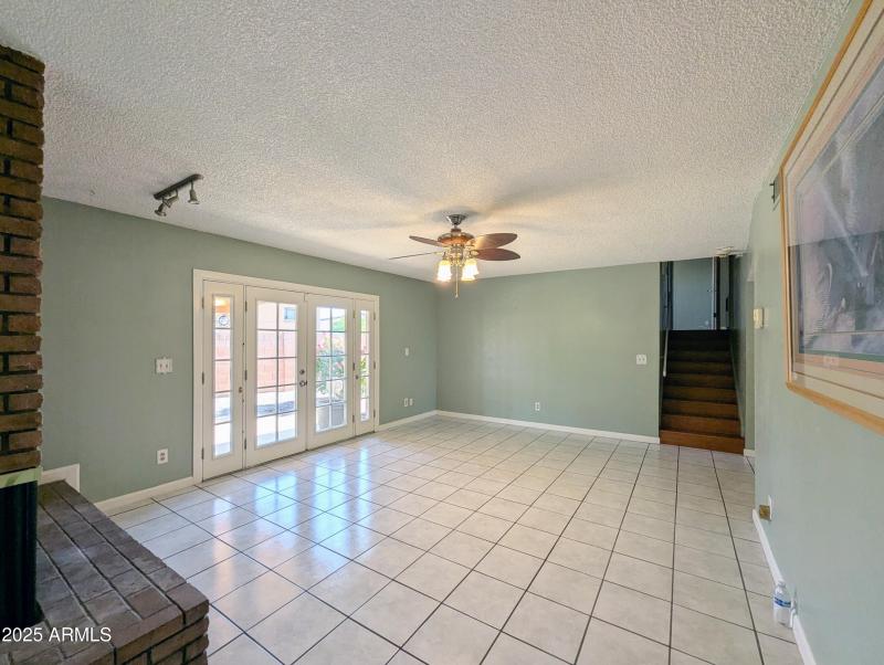 4019 W SAN MIGUEL AVE