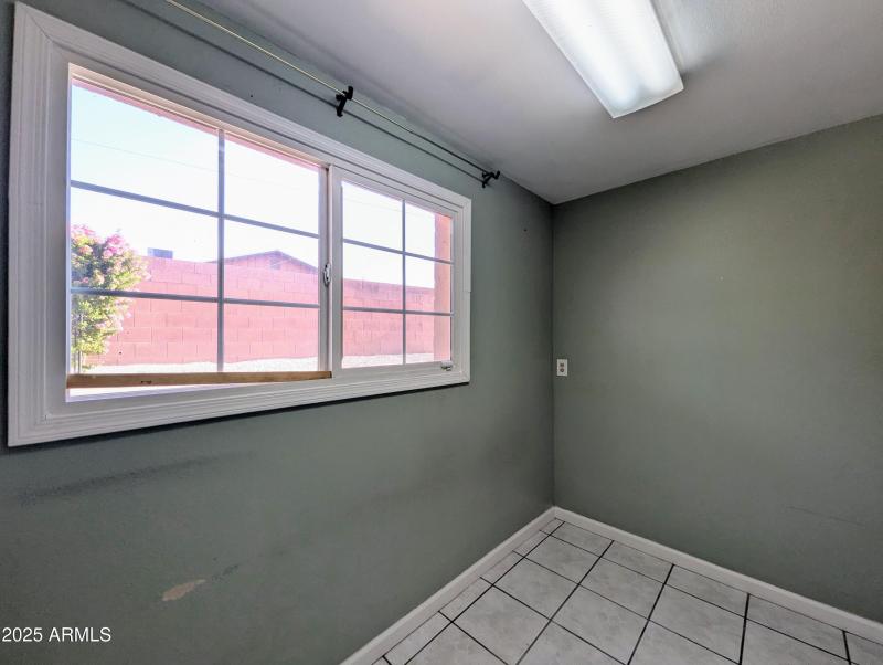 4019 W SAN MIGUEL AVE